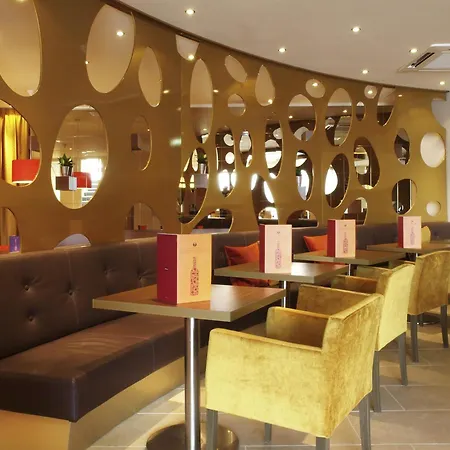 Mercure Hotel Groningen Martiniplaza-2